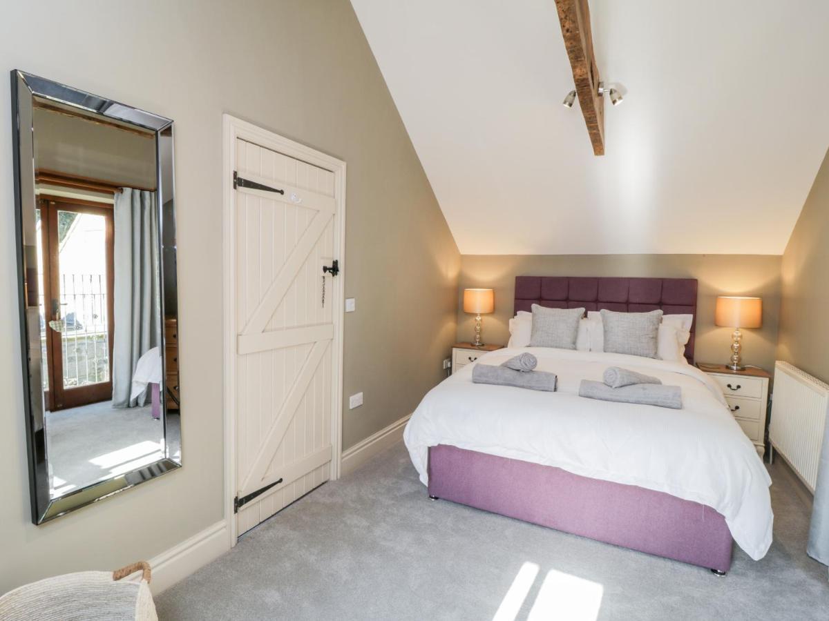 Вилла Woodside Barn Тирск Экстерьер фото
